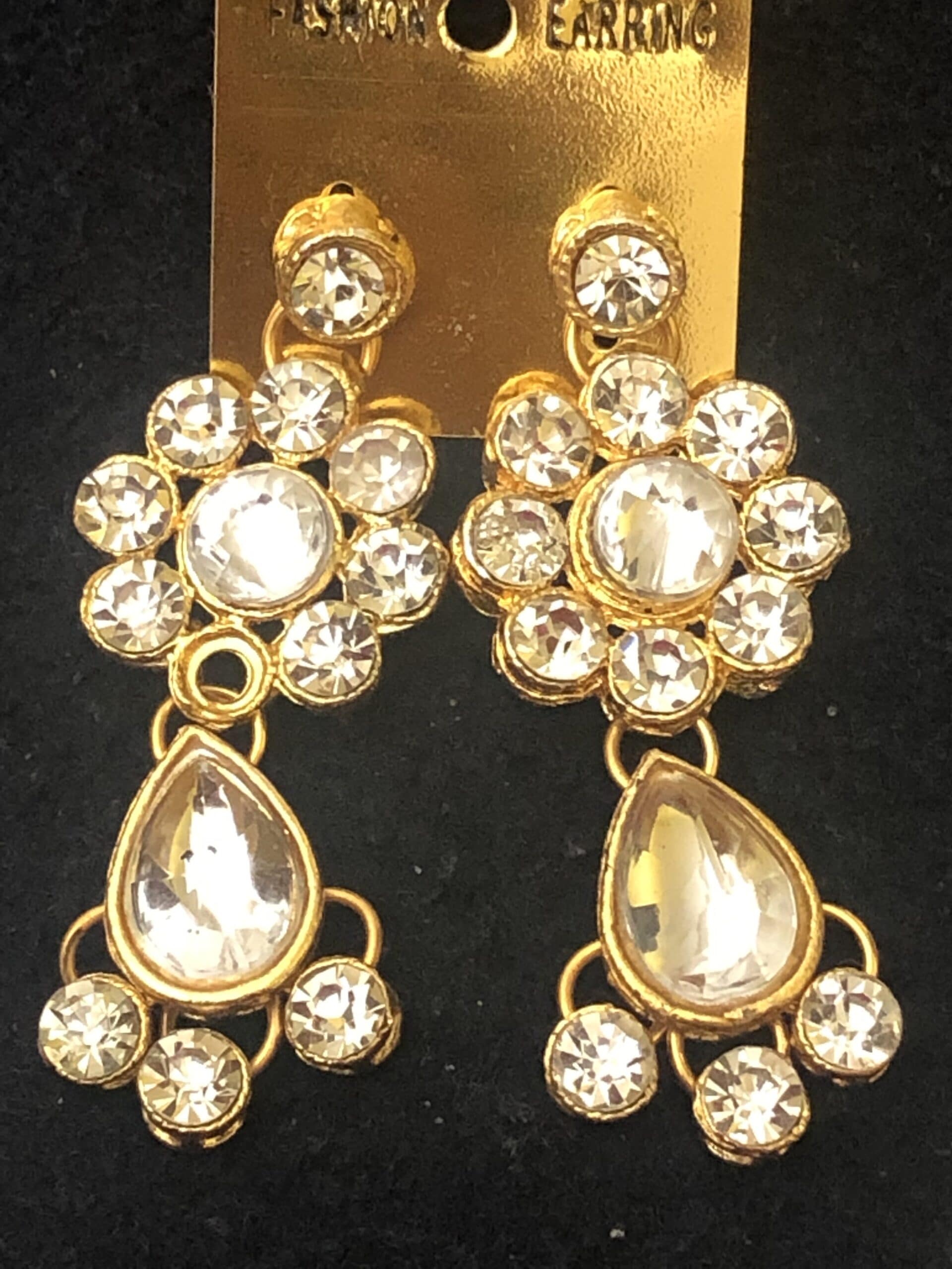 kundan white stone earrings